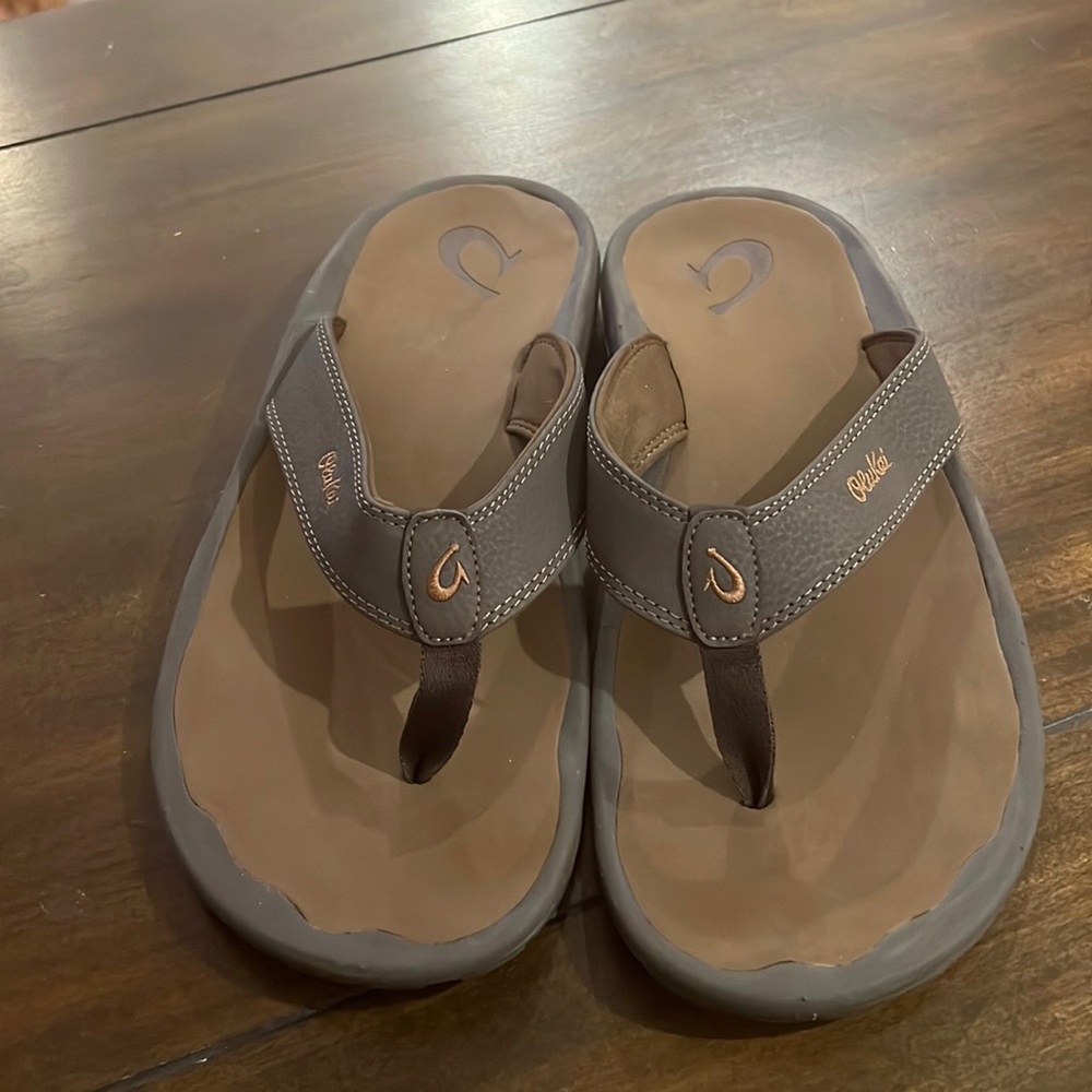 OluKai new sandals